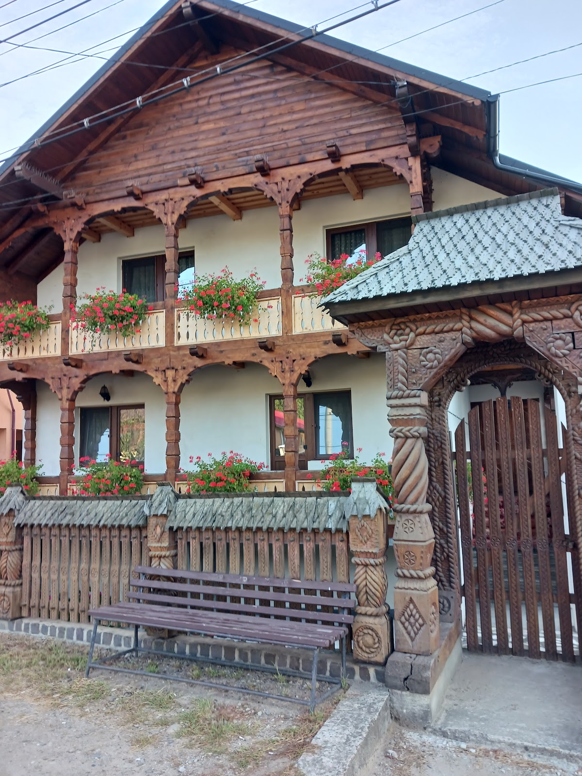 Pensiunea Casa Alex Oncesti Maramures