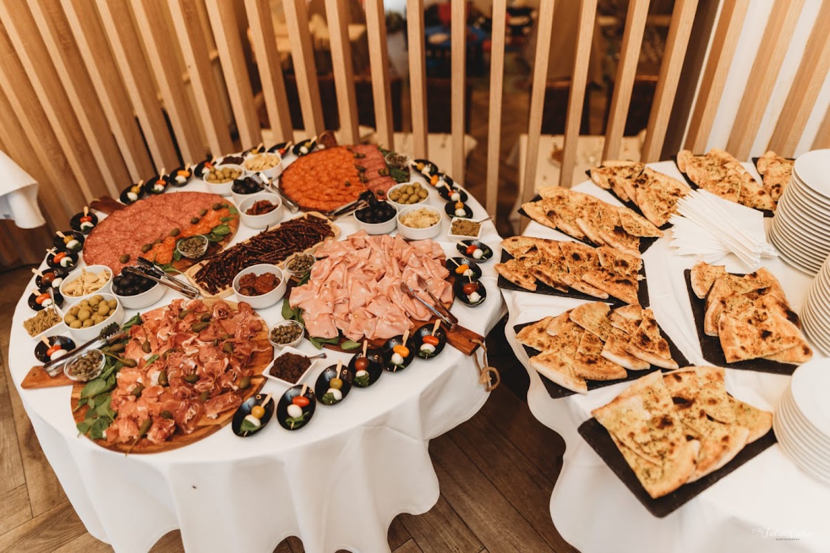 Pensiunea Casa Bihorului - foto 2