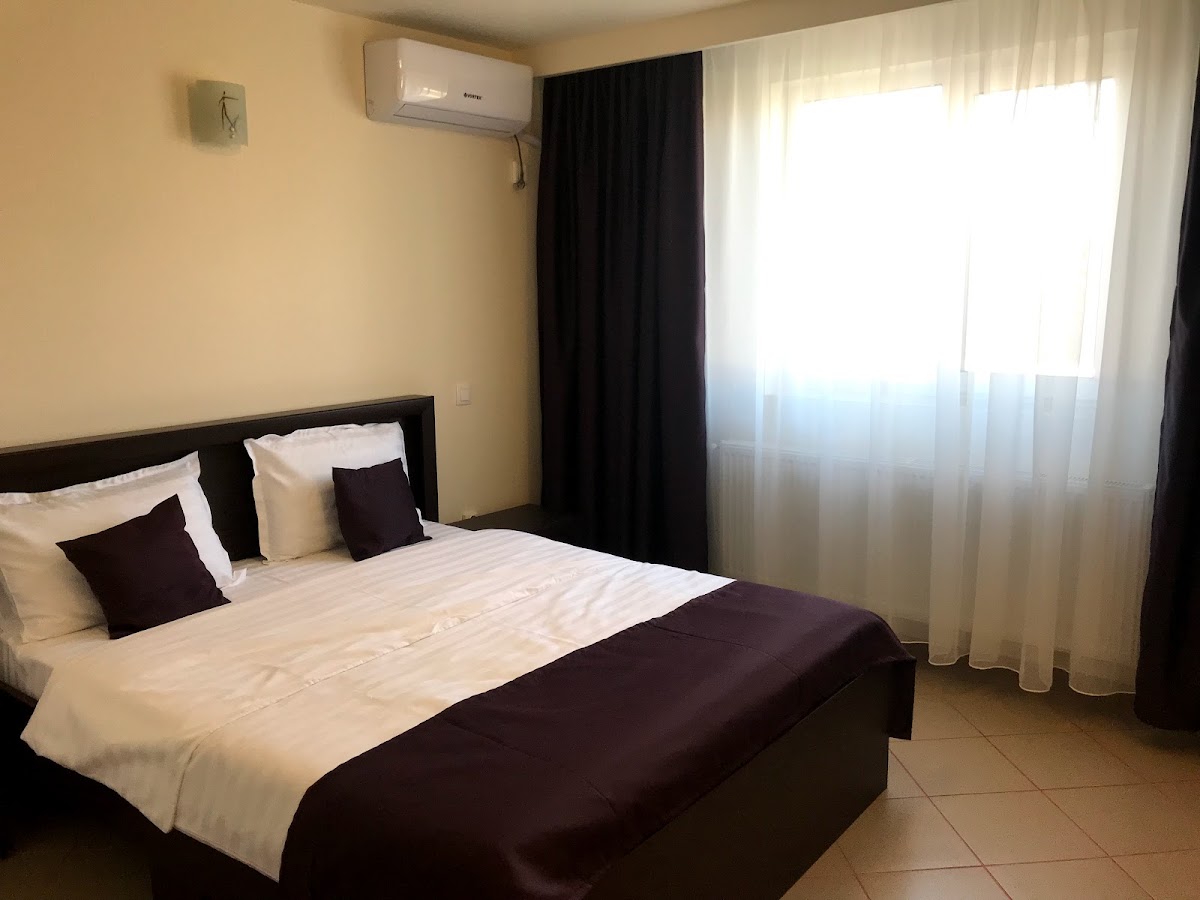 Pensiunea Casa Bucurr - foto 4