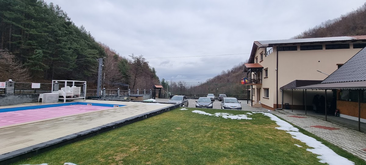 Pensiunea Casa Munty - foto 1