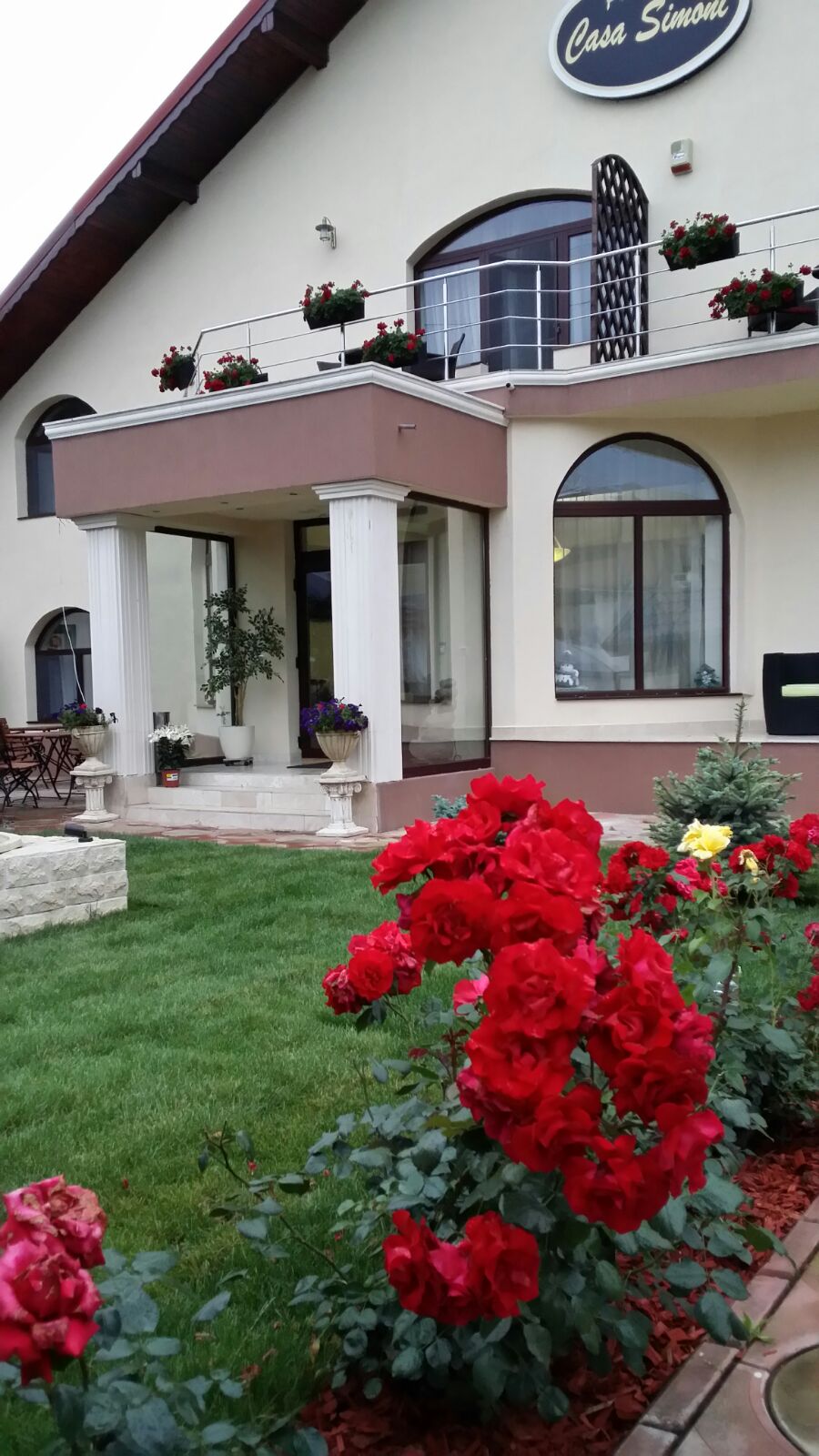 Pensiunea Casa Simoni - foto 1