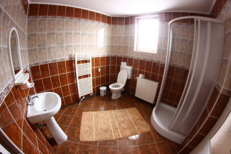 Pensiunea Castelul - foto 3