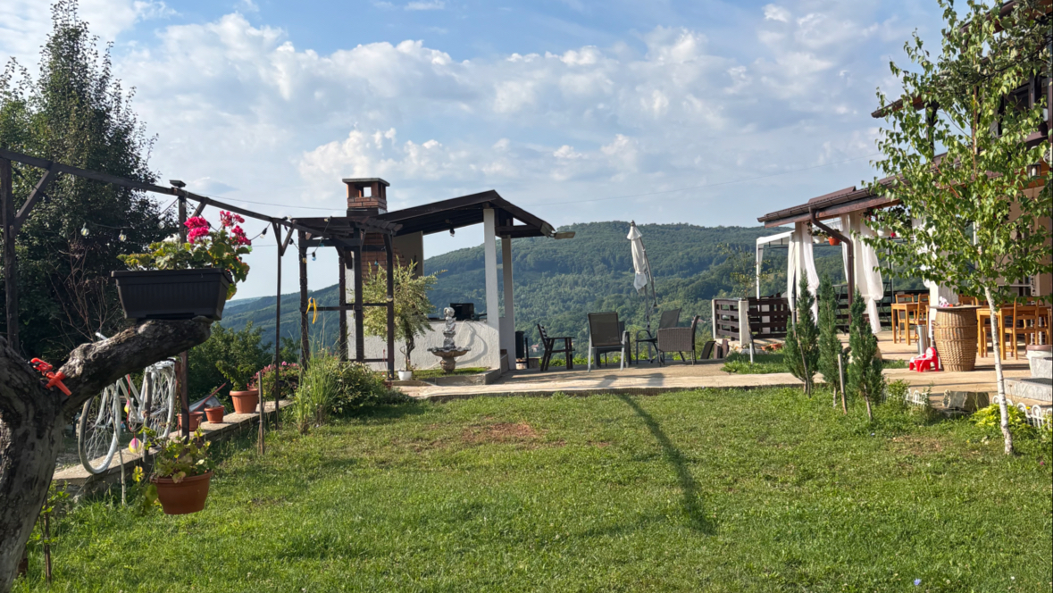 Pensiunea Căsuța Trandafirilor, Runcu