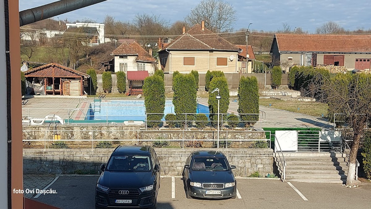 Pensiunea Cetina - foto 1