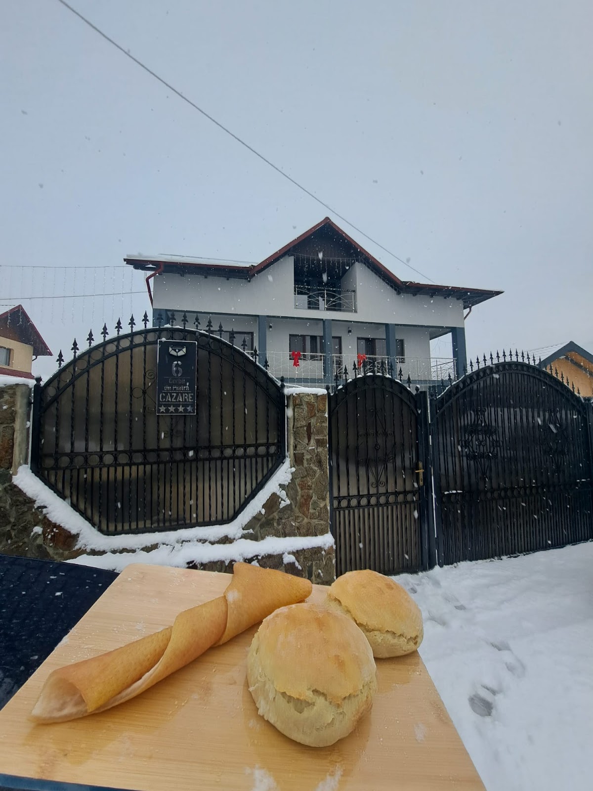 Pensiunea Corbii de Piatra, Jgheaburi