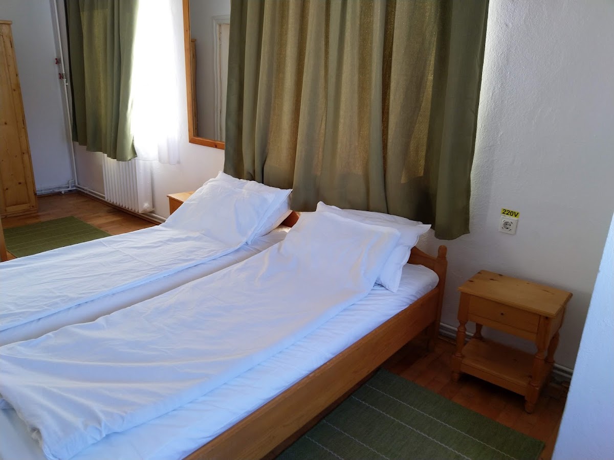 Pensiunea Derzs - foto 2