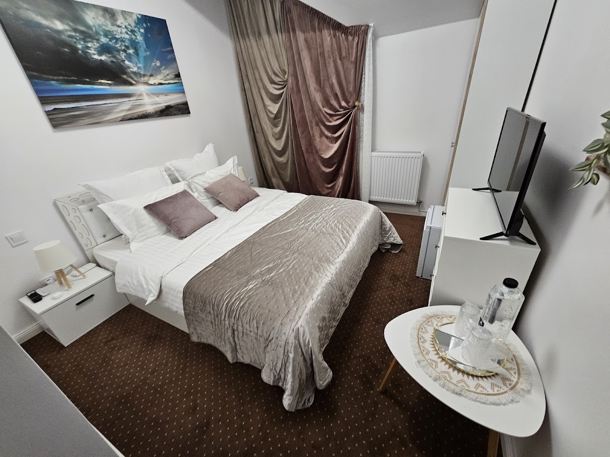 Pensiunea Dobrina - foto 2