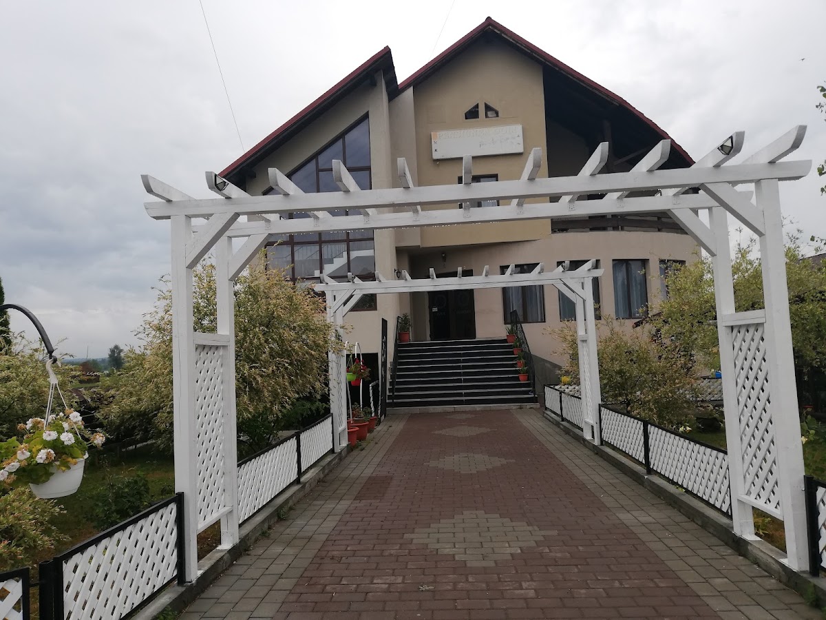 Pensiunea Doli - restaurant and accommodation in Valea Hotarului, Săpânța - Sighetu Marmației - Maramureș