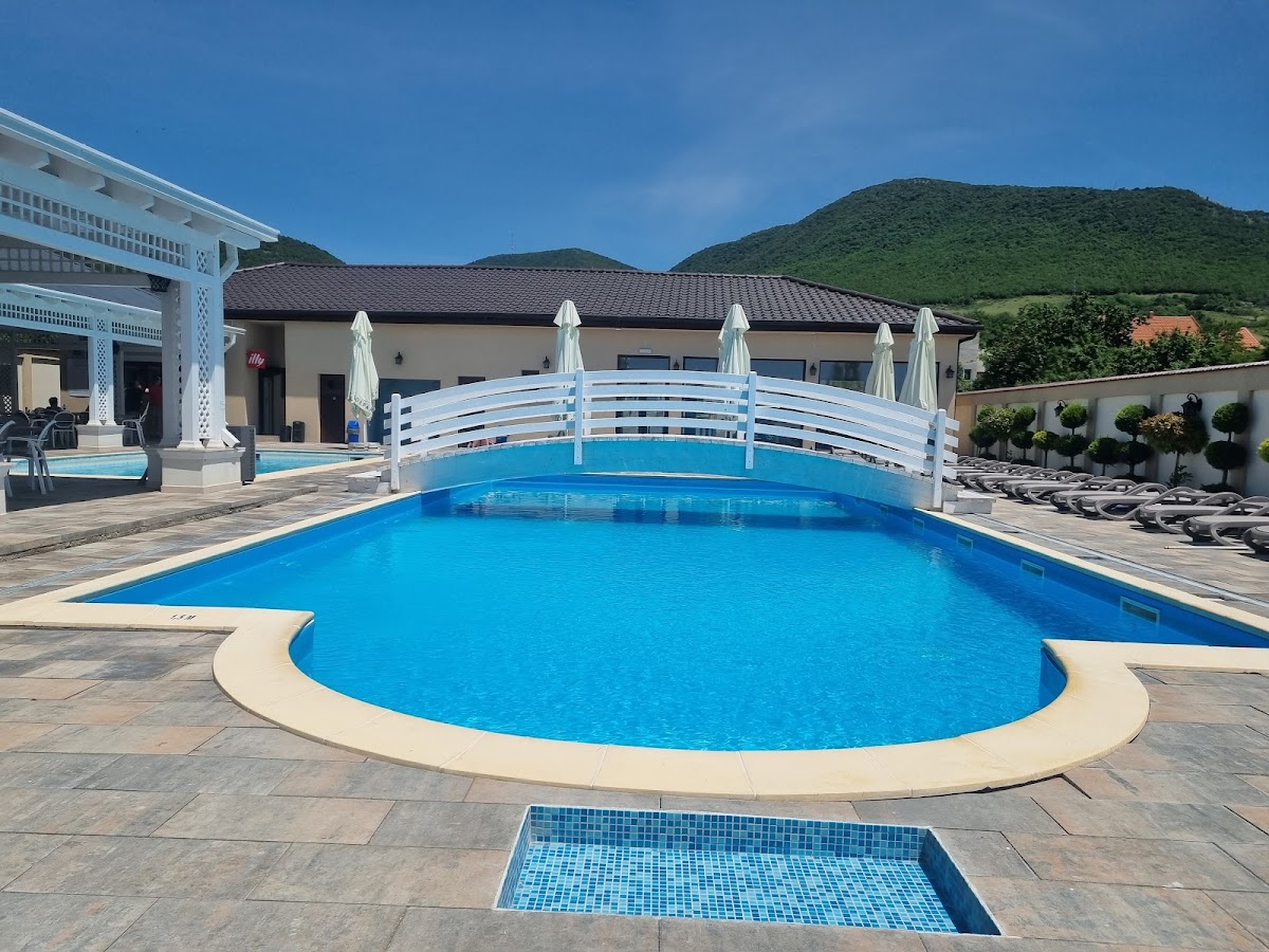 Pensiunea Elis - foto 3