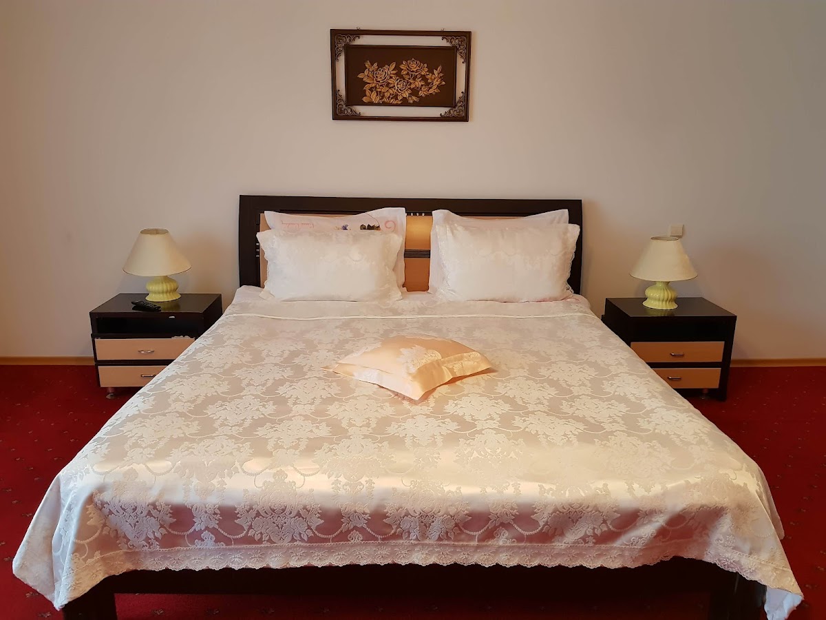 Pensiunea First Class - foto 2