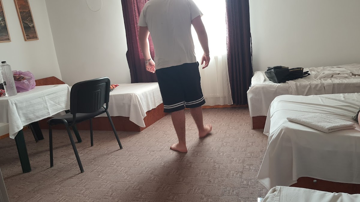 Pensiunea Hanul Izvor