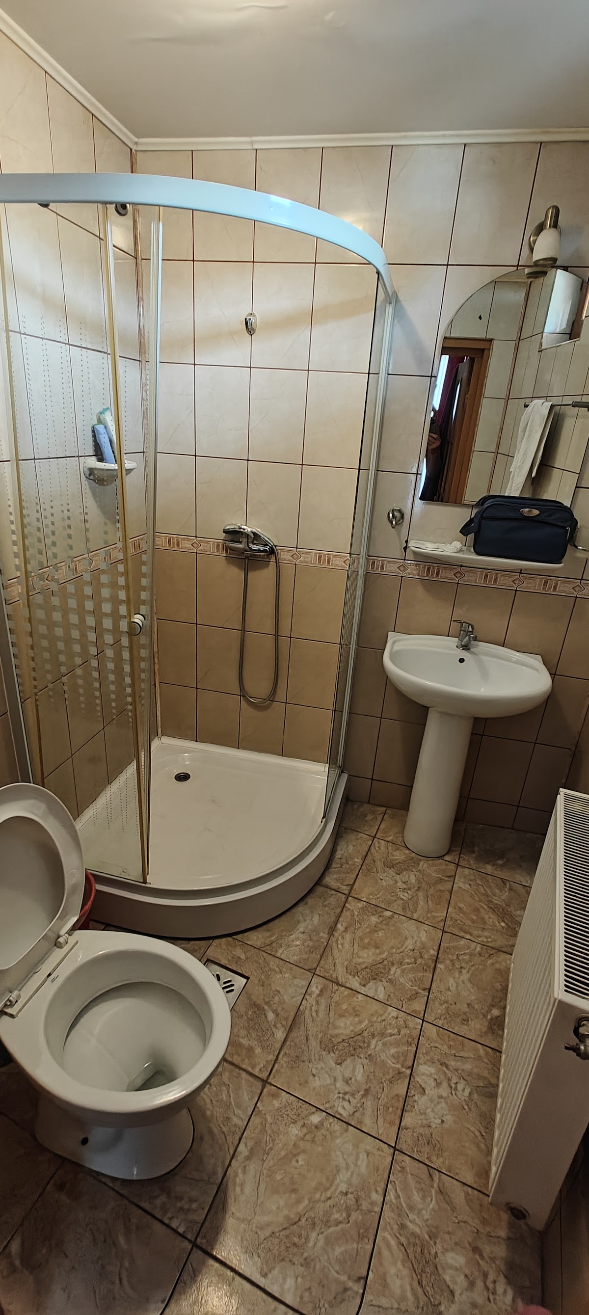 Pensiunea Hanul Izvor