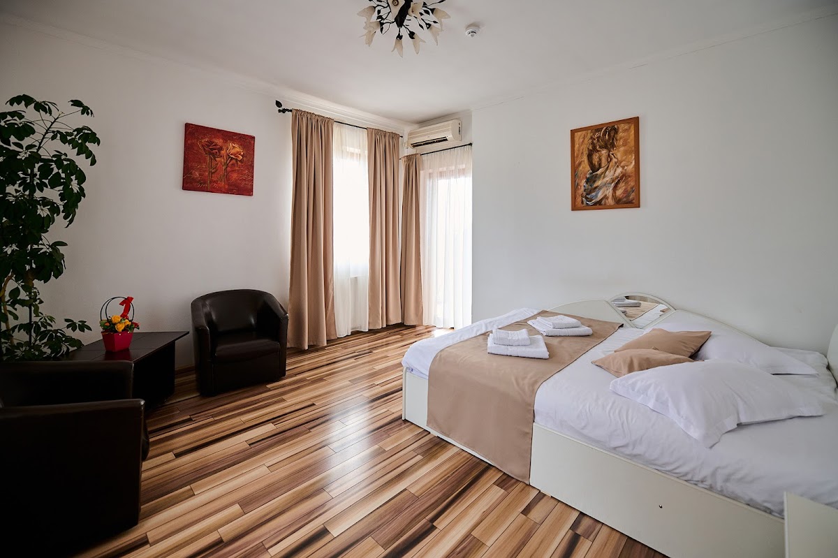 Pensiunea Kenza - foto 4