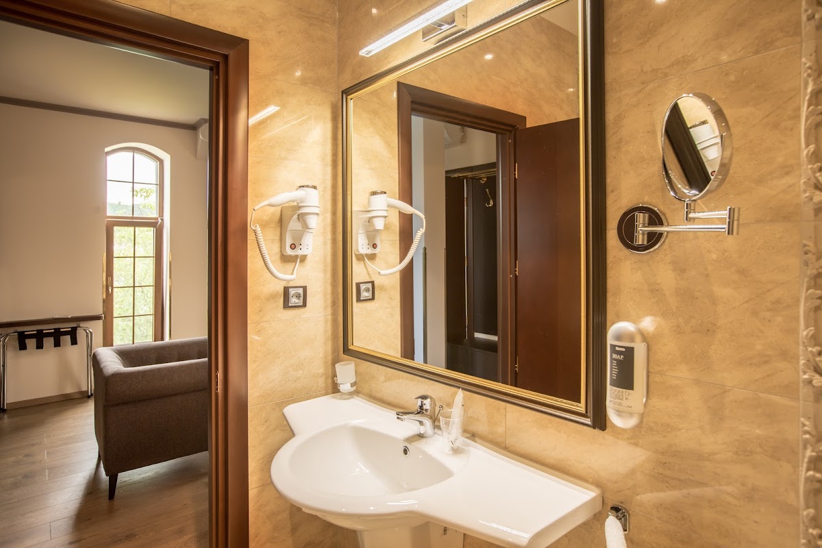 Pensiunea Kokel - foto 3