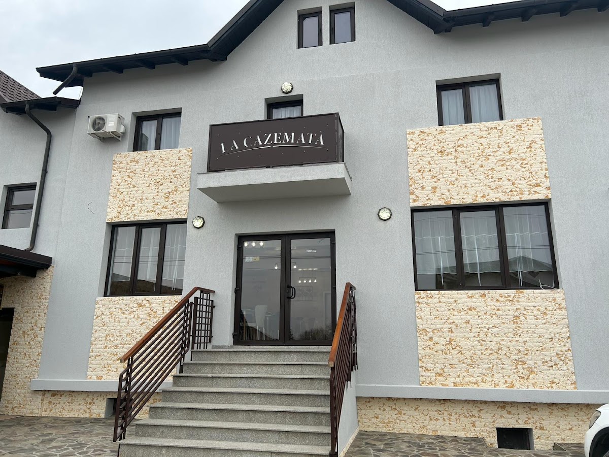 Pensiunea La Cazemată - foto 1