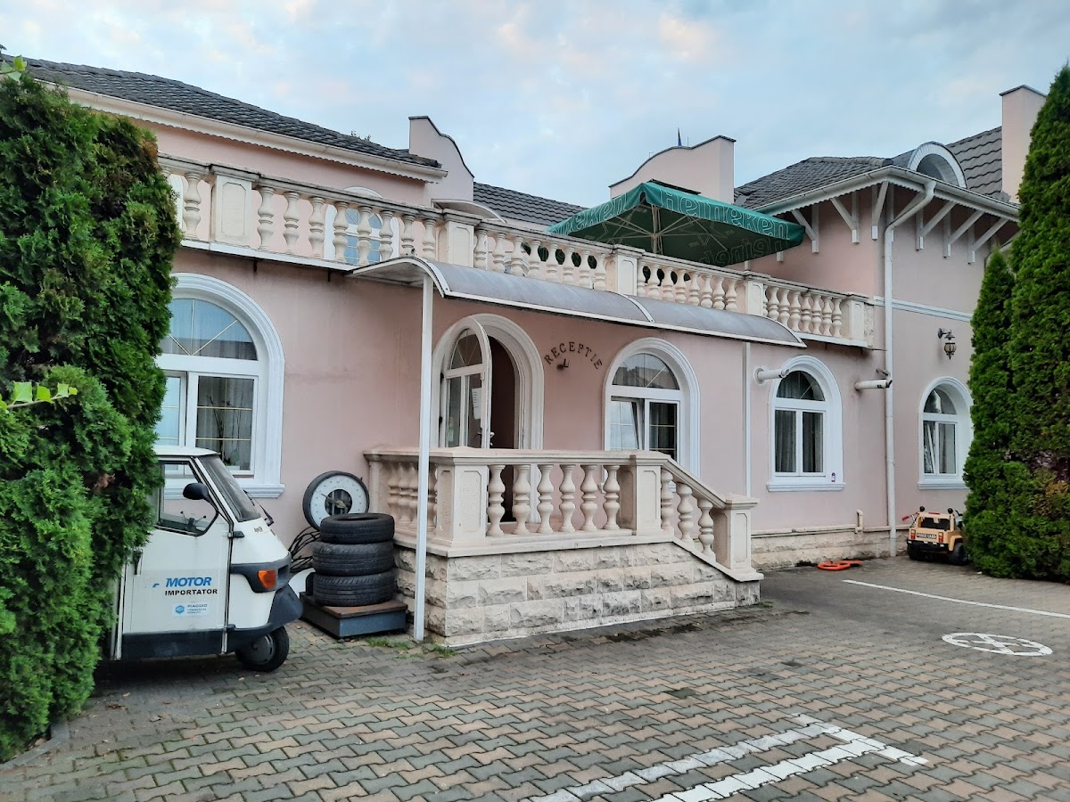 Pensiunea La Cupola, Târgu Mureş