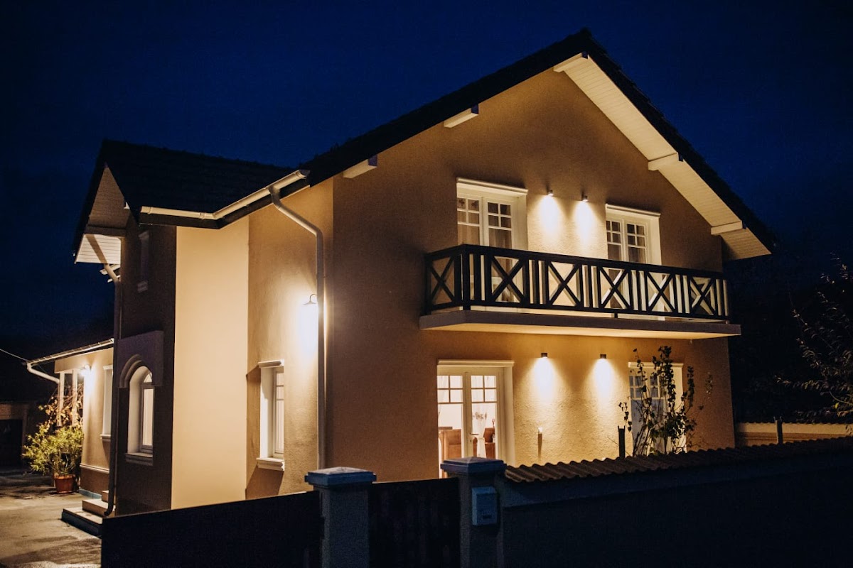 PENSIUNEA LA LIVADA, Stăneşti