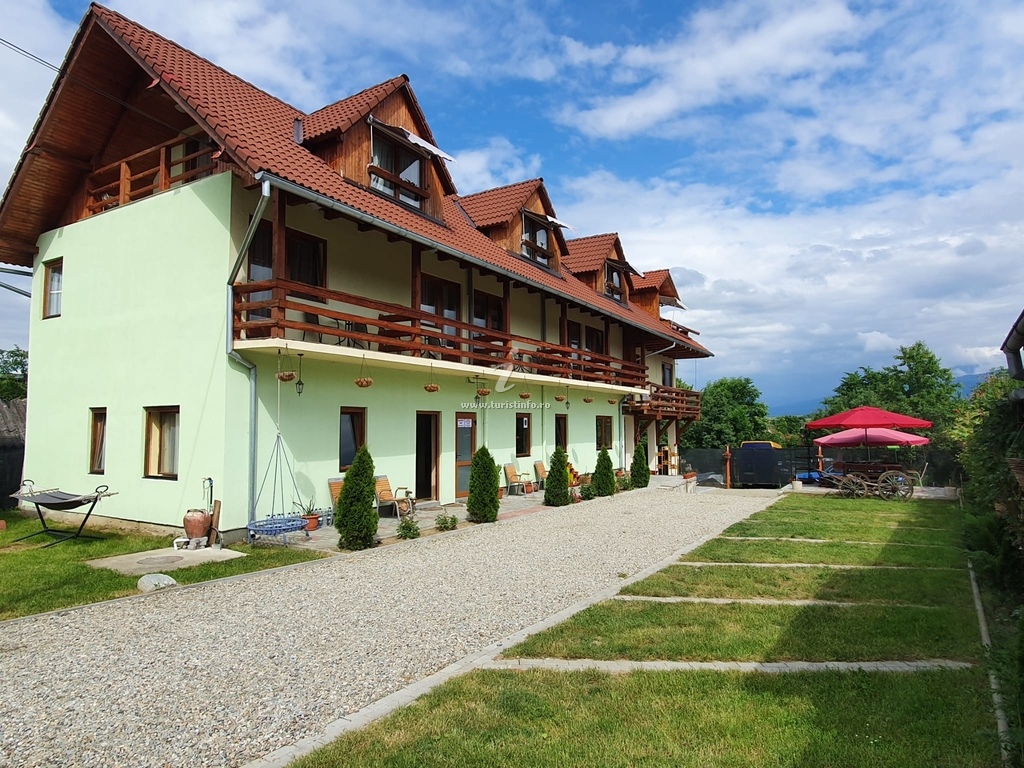 Pensiunea Leia Transfăgărășan - foto 1