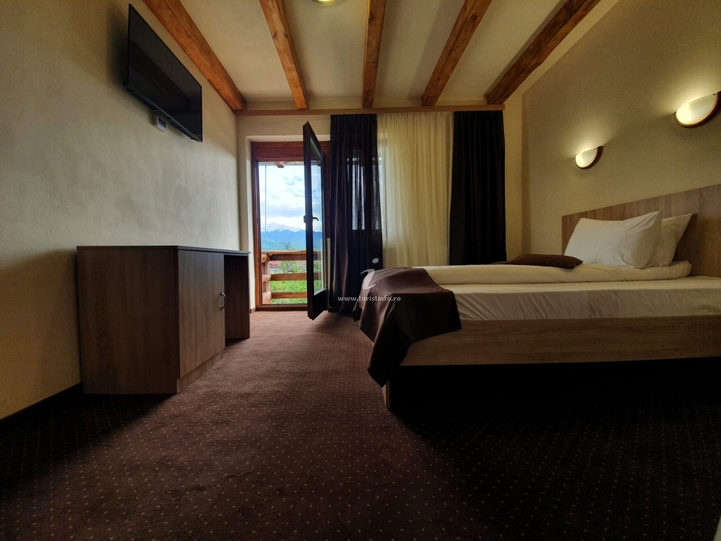 Pensiunea Leia Transfăgărășan - foto 4