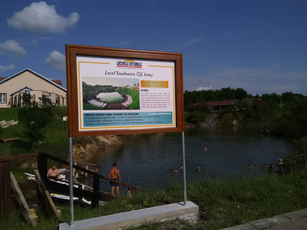 Pensiunea MAQ Lacul Negru - foto 4