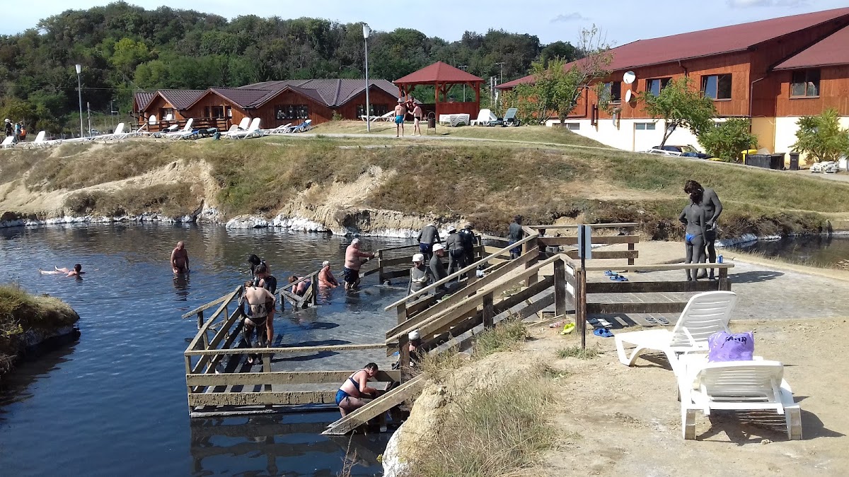 Pensiunea MAQ Lacul Negru - foto 5