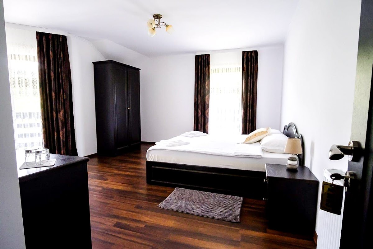 Pensiunea Moroșanu Luna Șes - foto 2