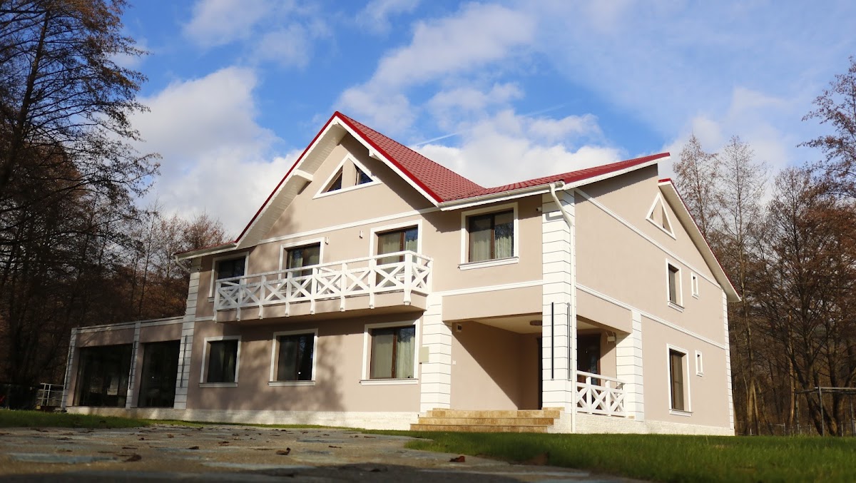 Pensiunea Pink House