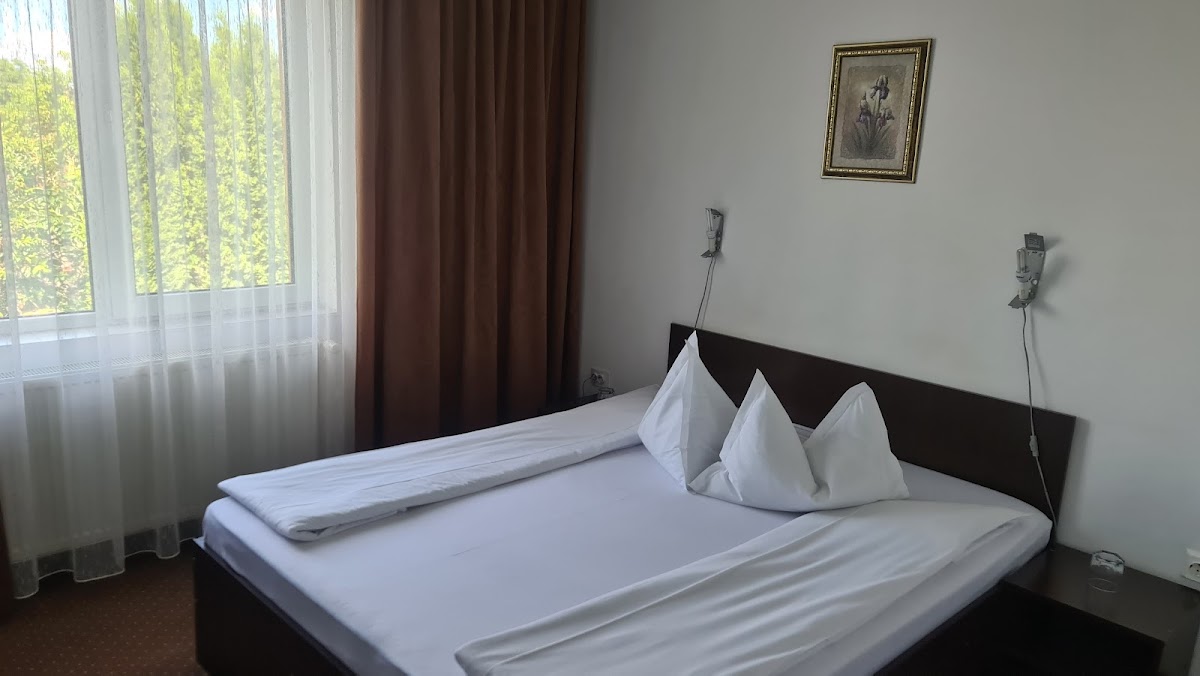 Pensiunea Pusca si Cureaua Lata
