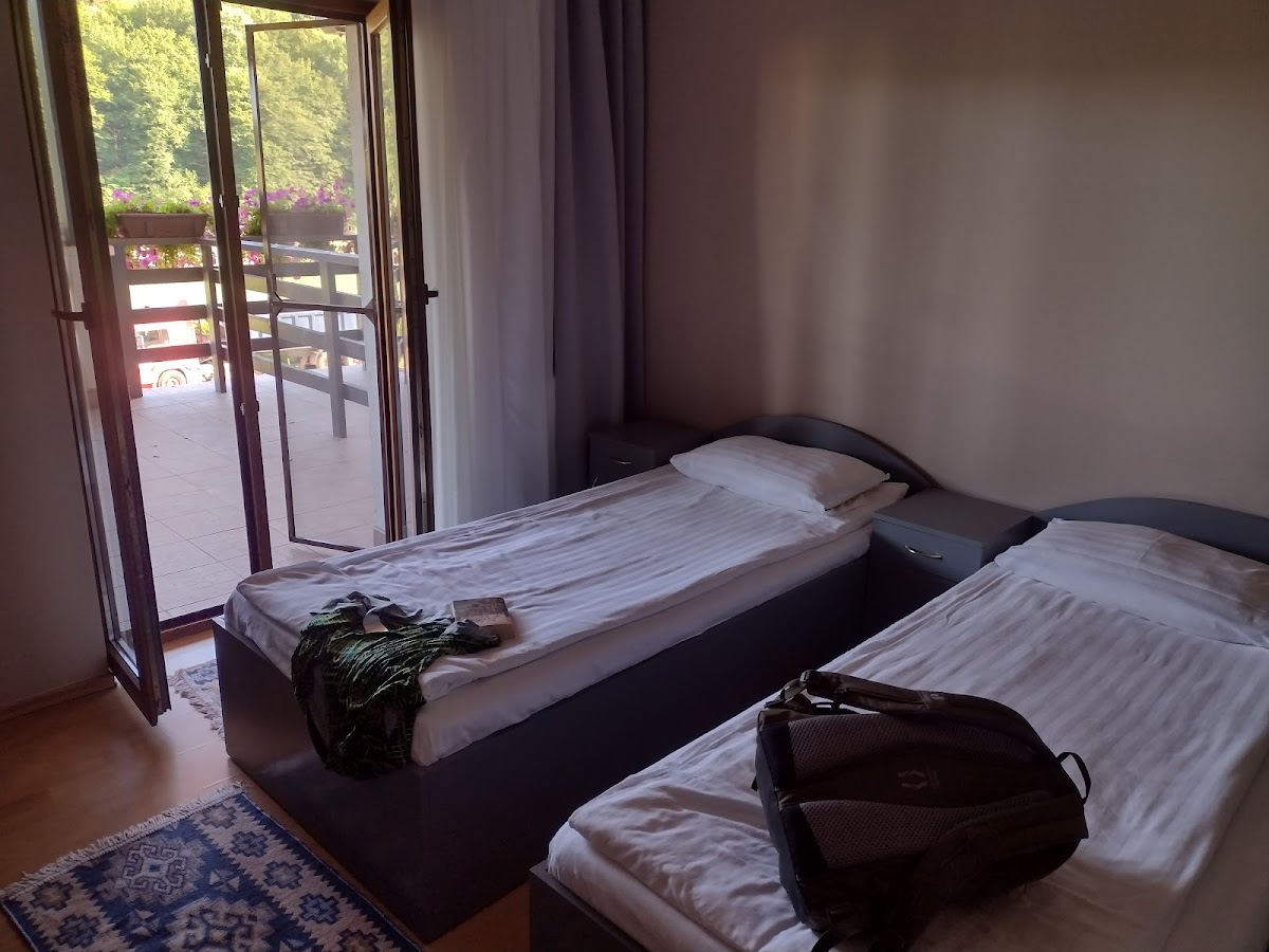 Pensiunea Randra - foto 2