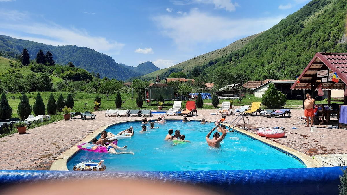 Pensiunea Remeti