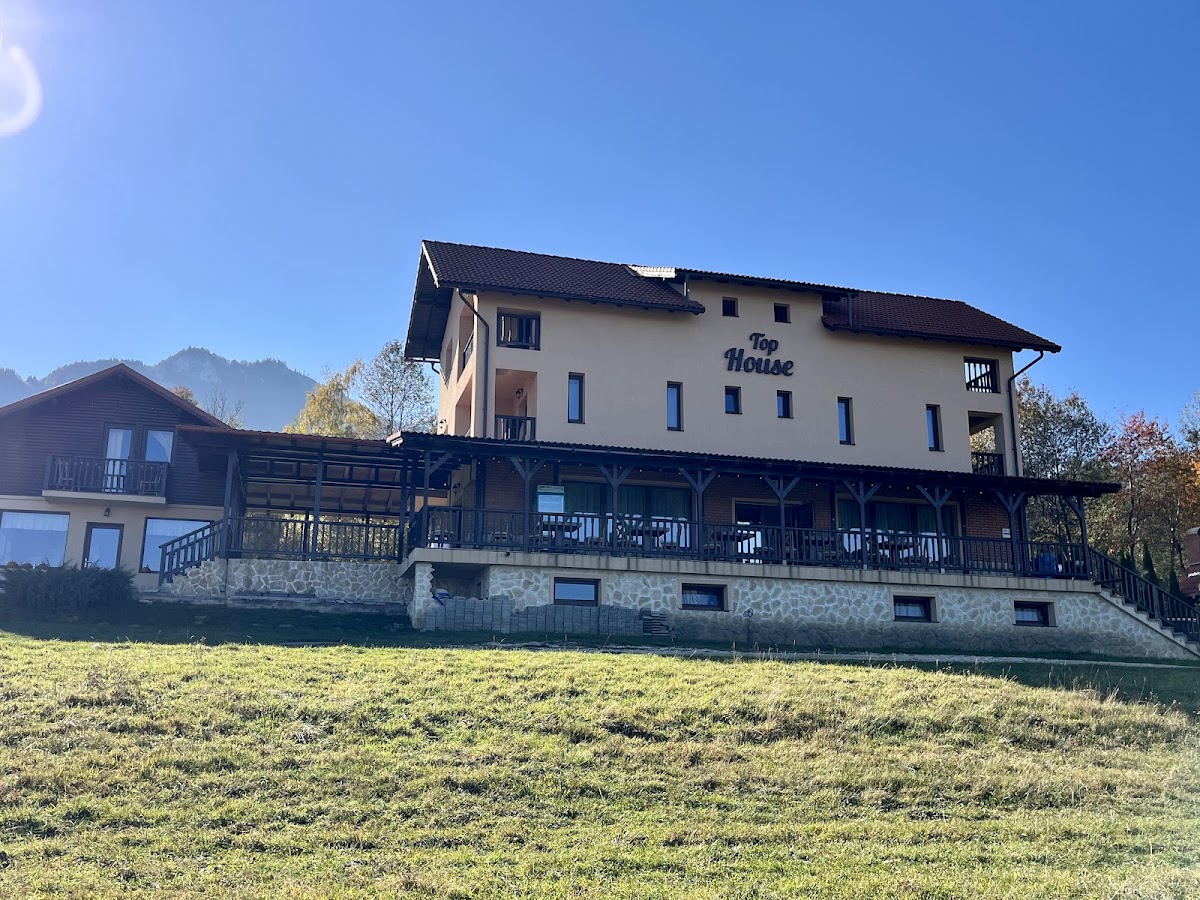 Top House Guesthouse