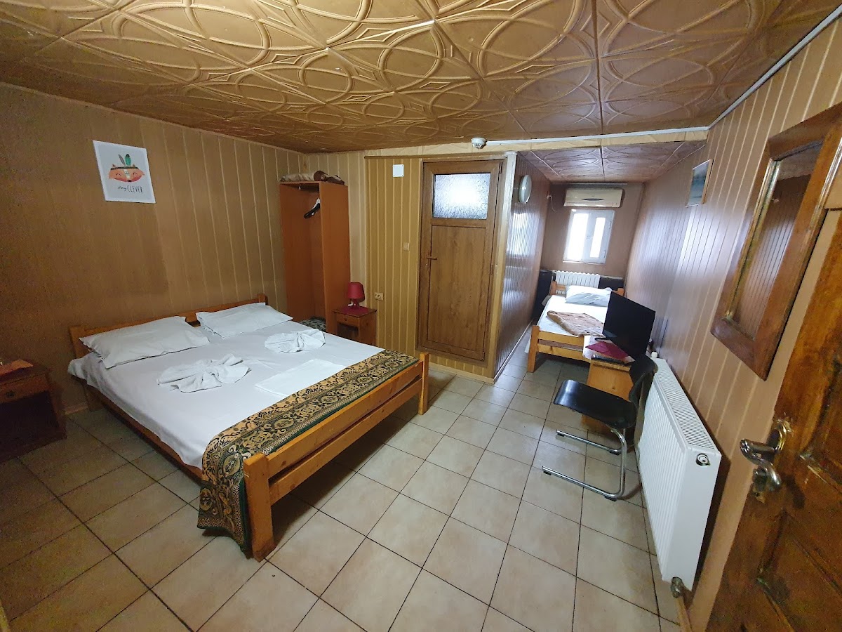 Pension Touristique Chindia
