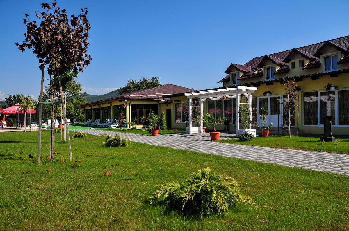 Pensiunea Vadu Izei - Alojamiento, Restaurante, Piscina, Sala de Eventos