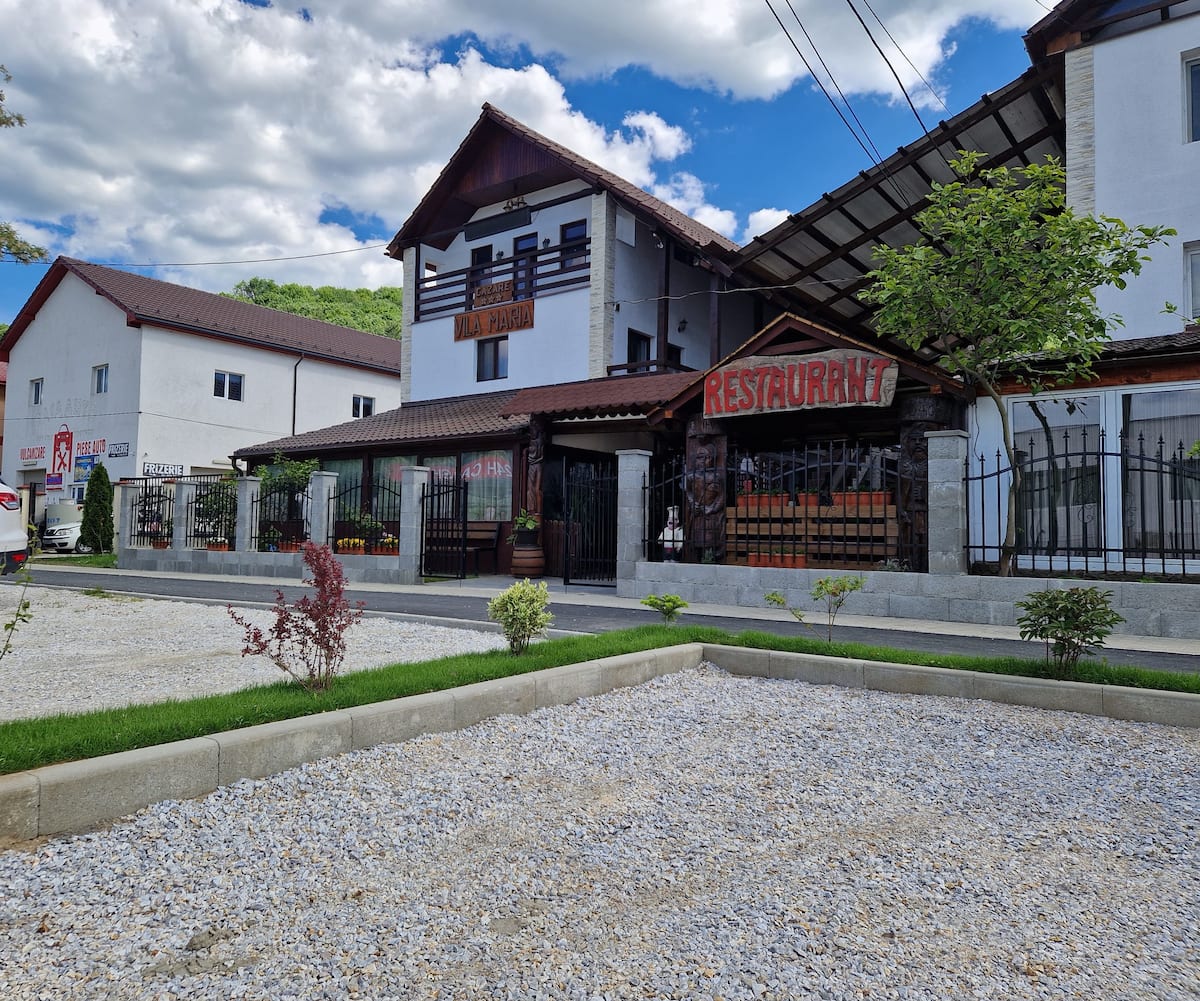 Pensiunea Vila Maria - foto 1