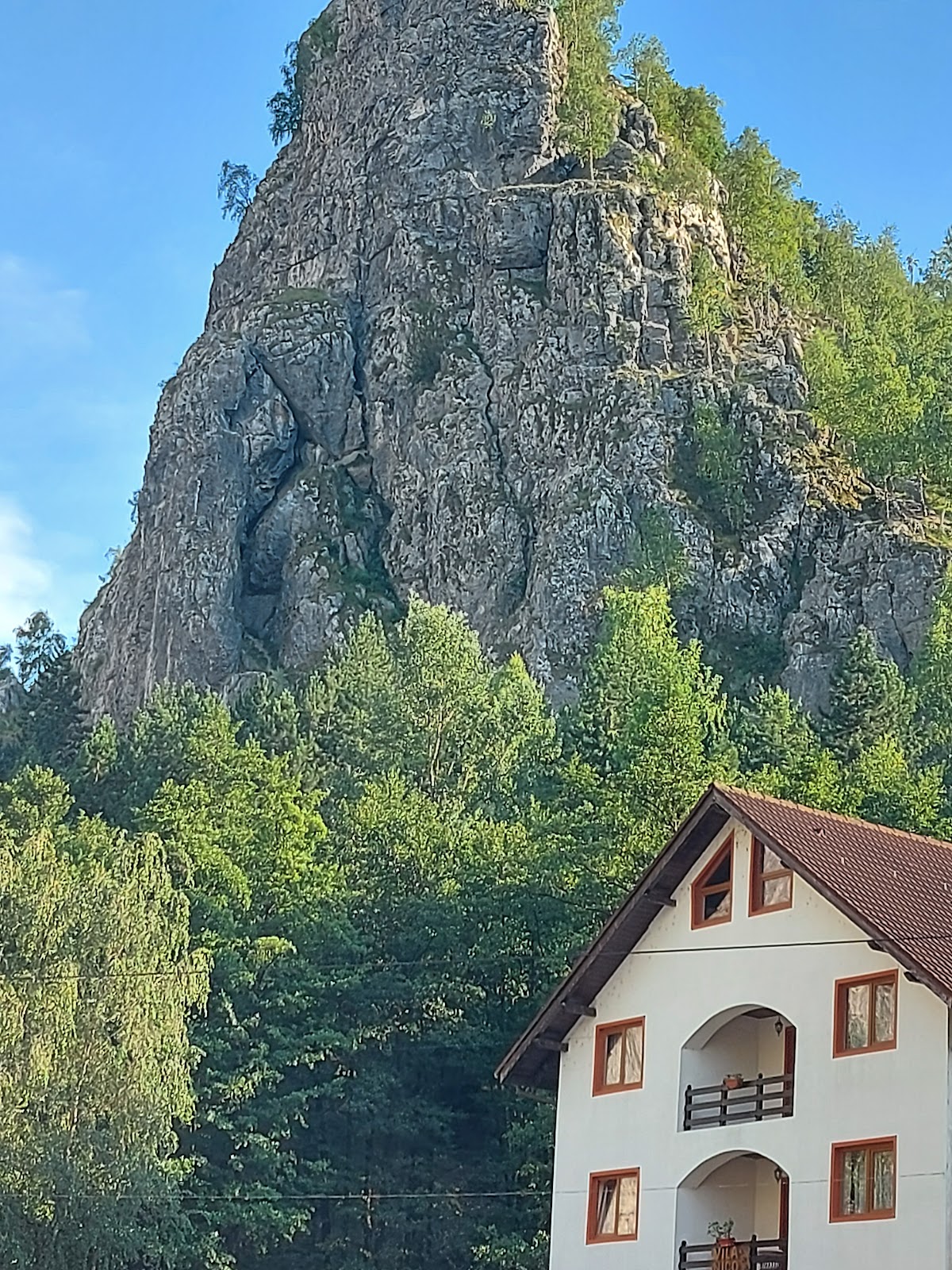 Peştera Muierilor - foto 5