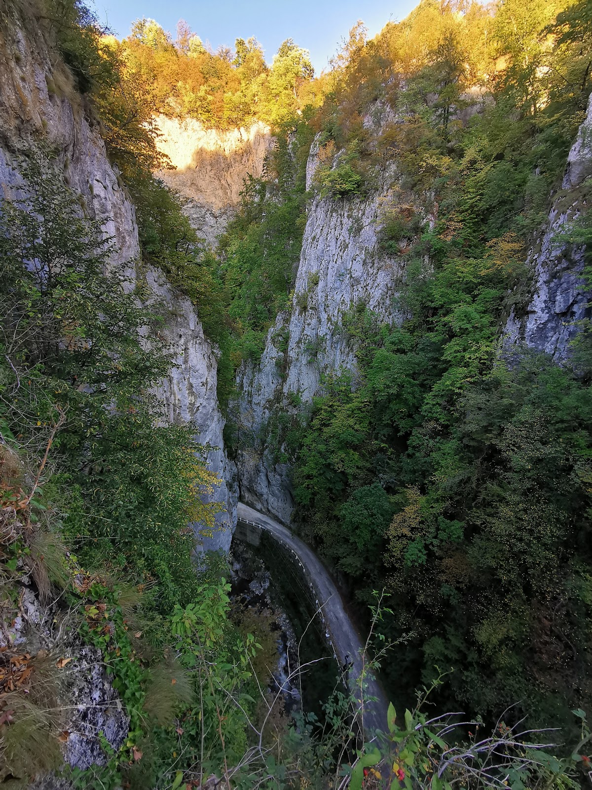 Peștera Sfântului Grigorie Decapolitul - foto 3