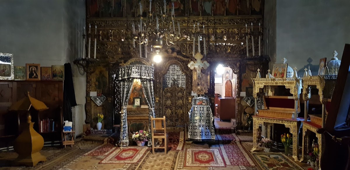 Peștera sfinților Iosif și Chiriac de la Bisericani - foto 5
