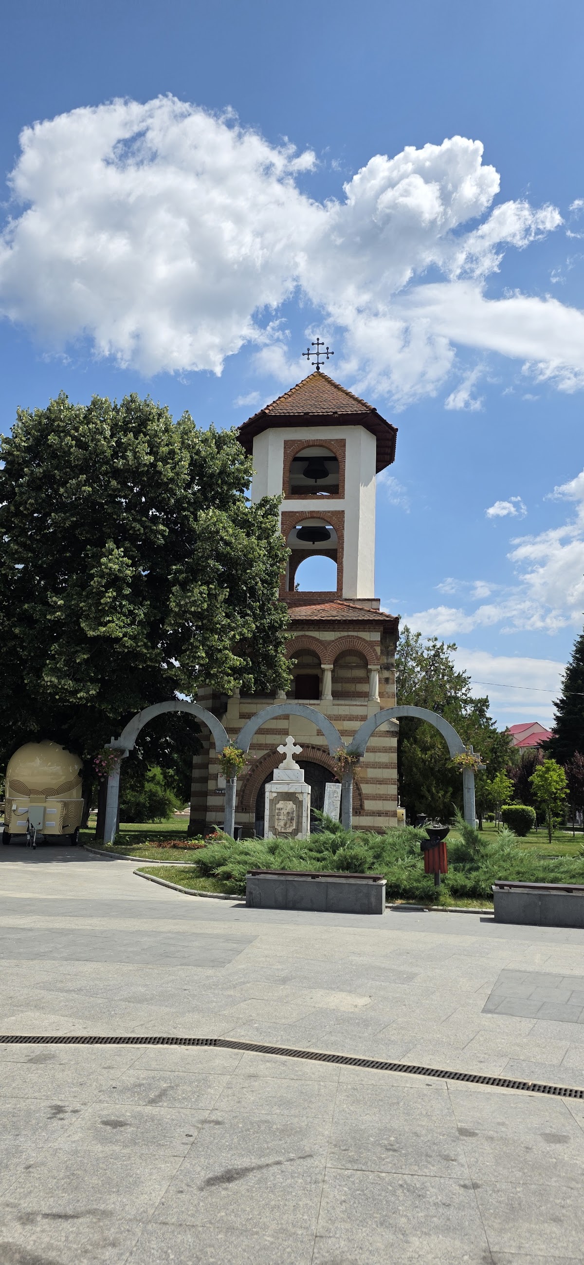 Piazza Mihai Viteazu - foto 2