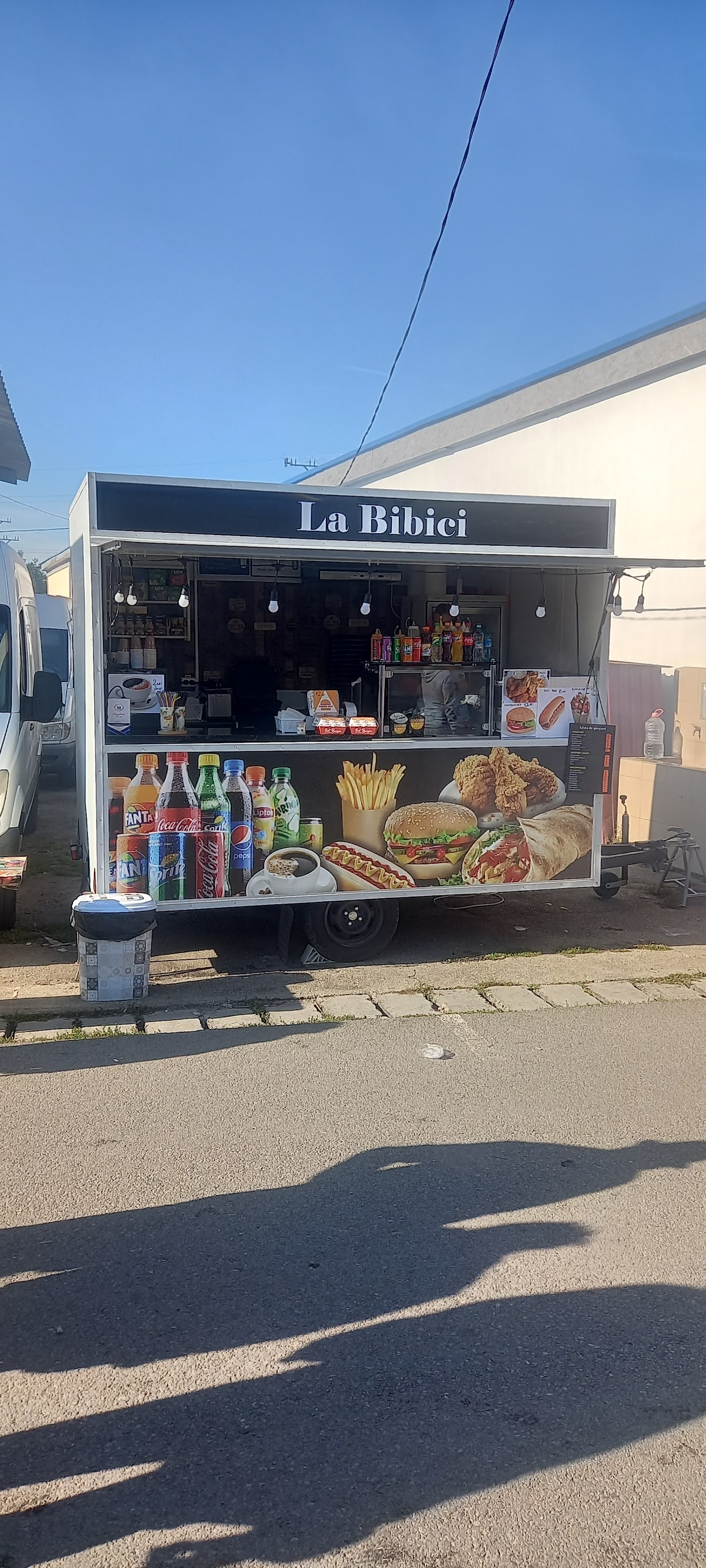 Piata Pancota - foto 1