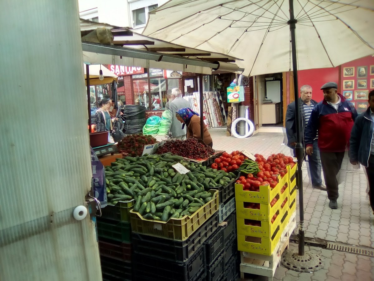 Piaţa Zahana - foto 1