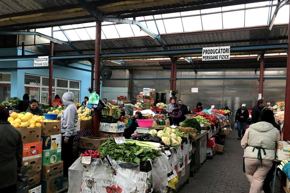 Piaţa Zahana - foto 5