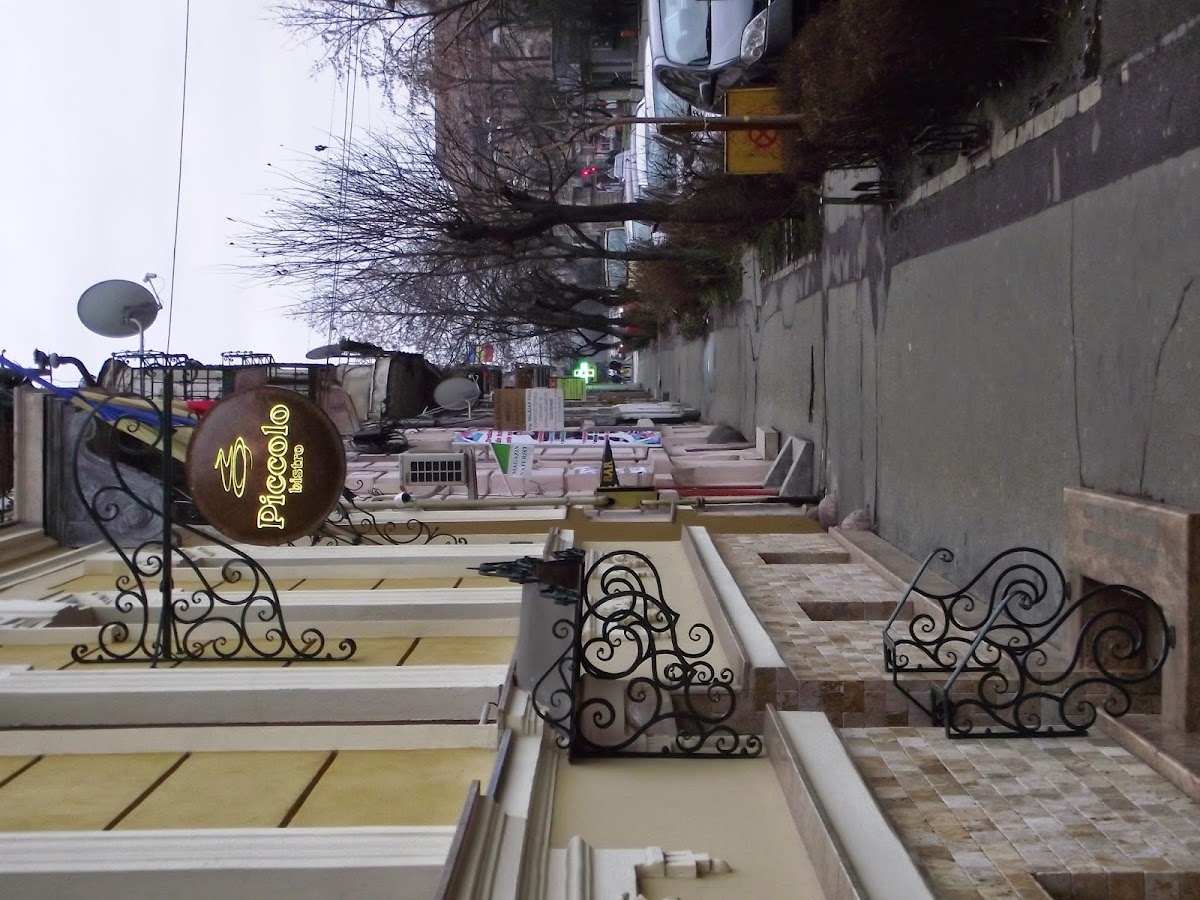 Piccolo Bistro - foto 1