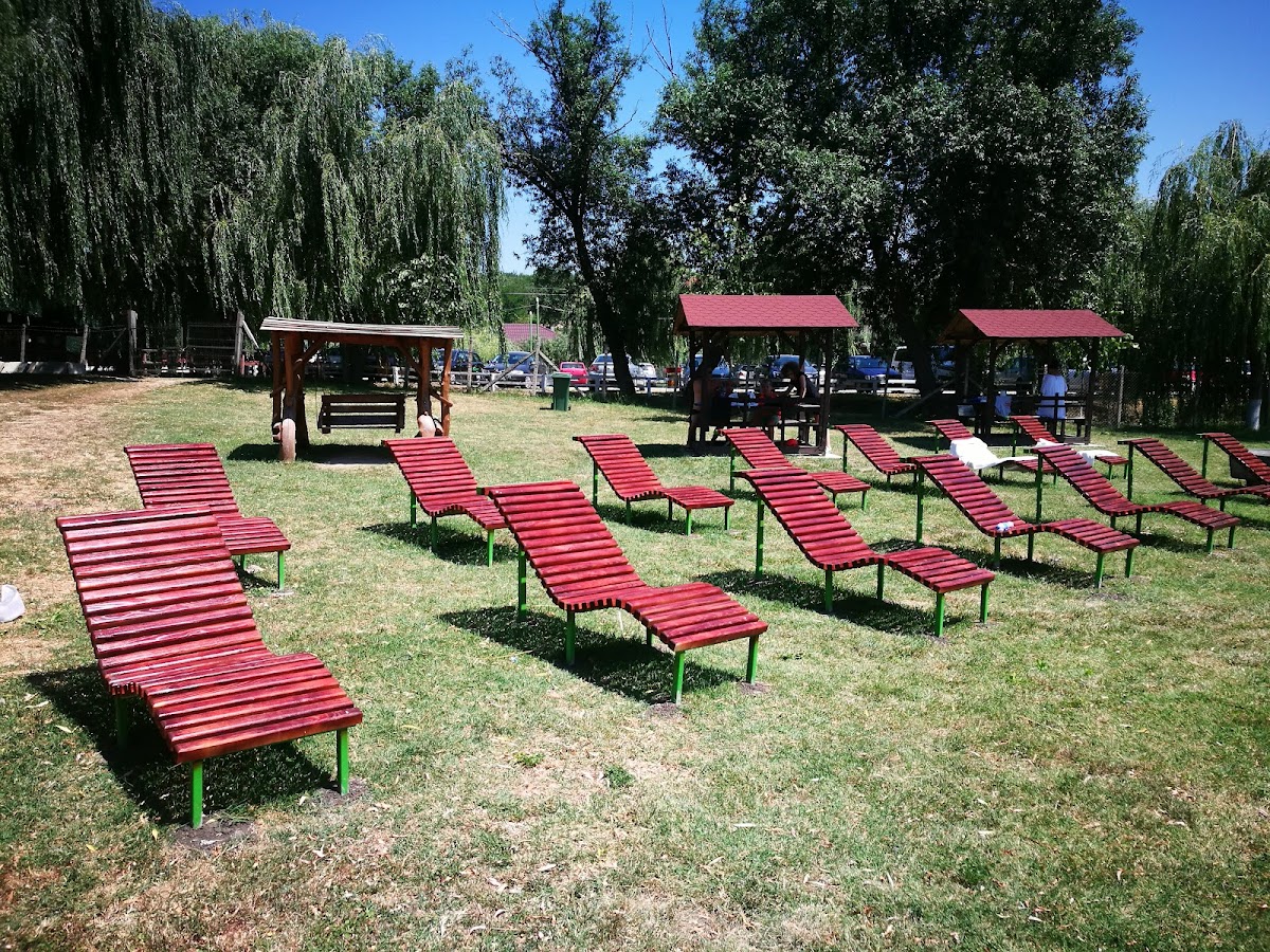 Piscina Pădureni - foto 2