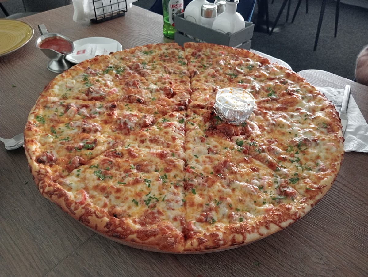 Pizzeria Cireșica Năvodari - foto 3