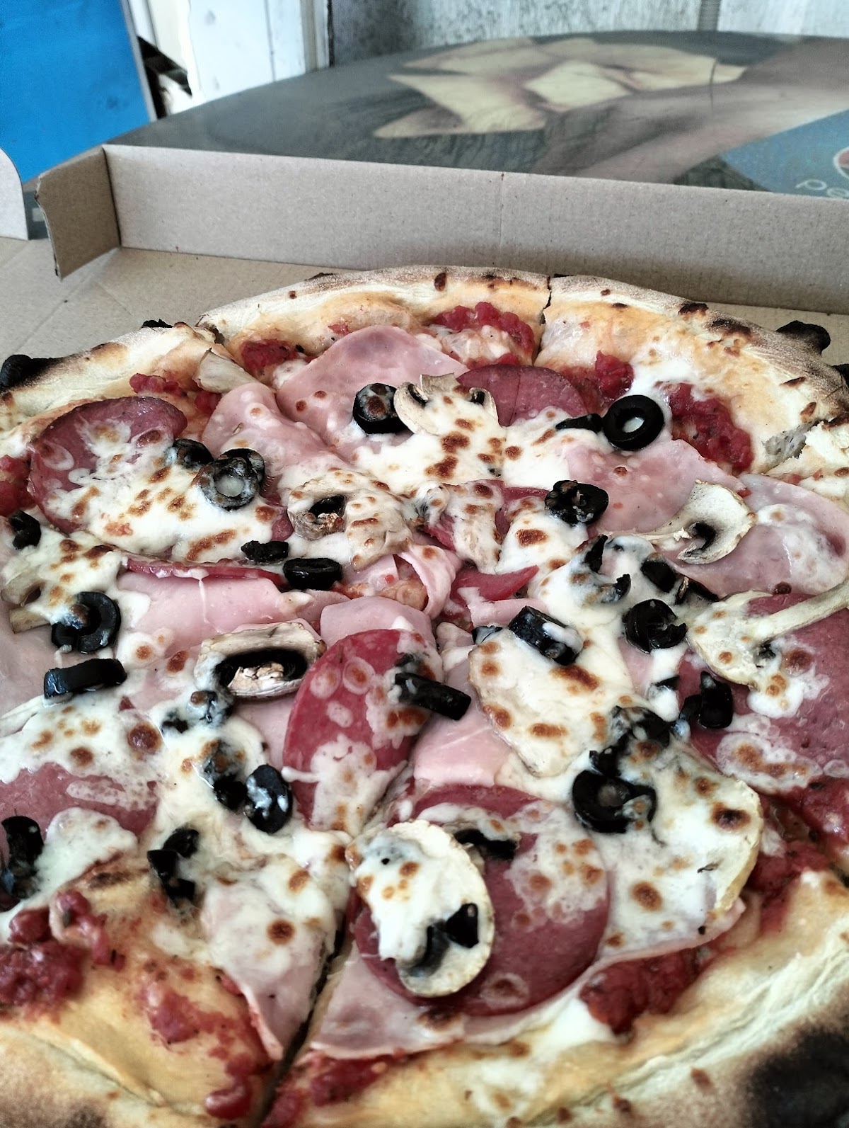 PIZZERIA CORNETU - foto 1