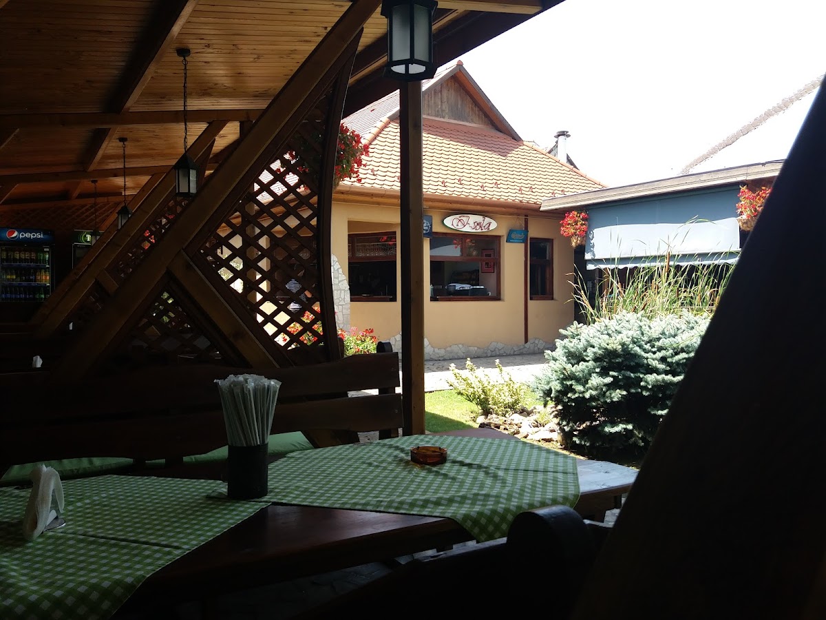 Pizzeria Restaurant Isola - foto 1