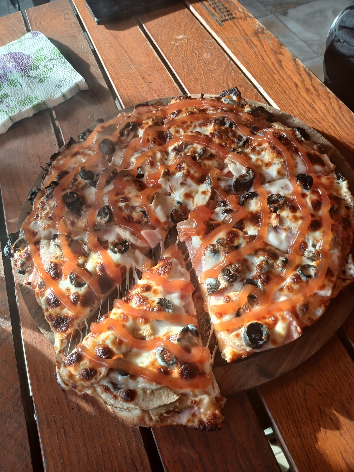 Pizzeria T.O.M, Coşereni