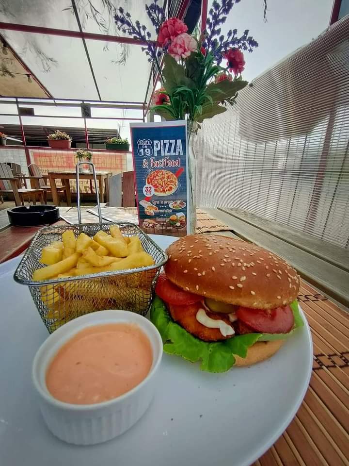Pizzeria - Fast Food Route DN 19 Biharia - foto 5