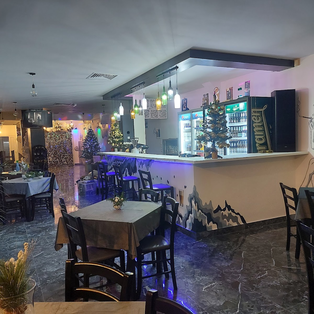 PIZZERIE-RESTAURANT NEWLIFE CAFFE - foto 1