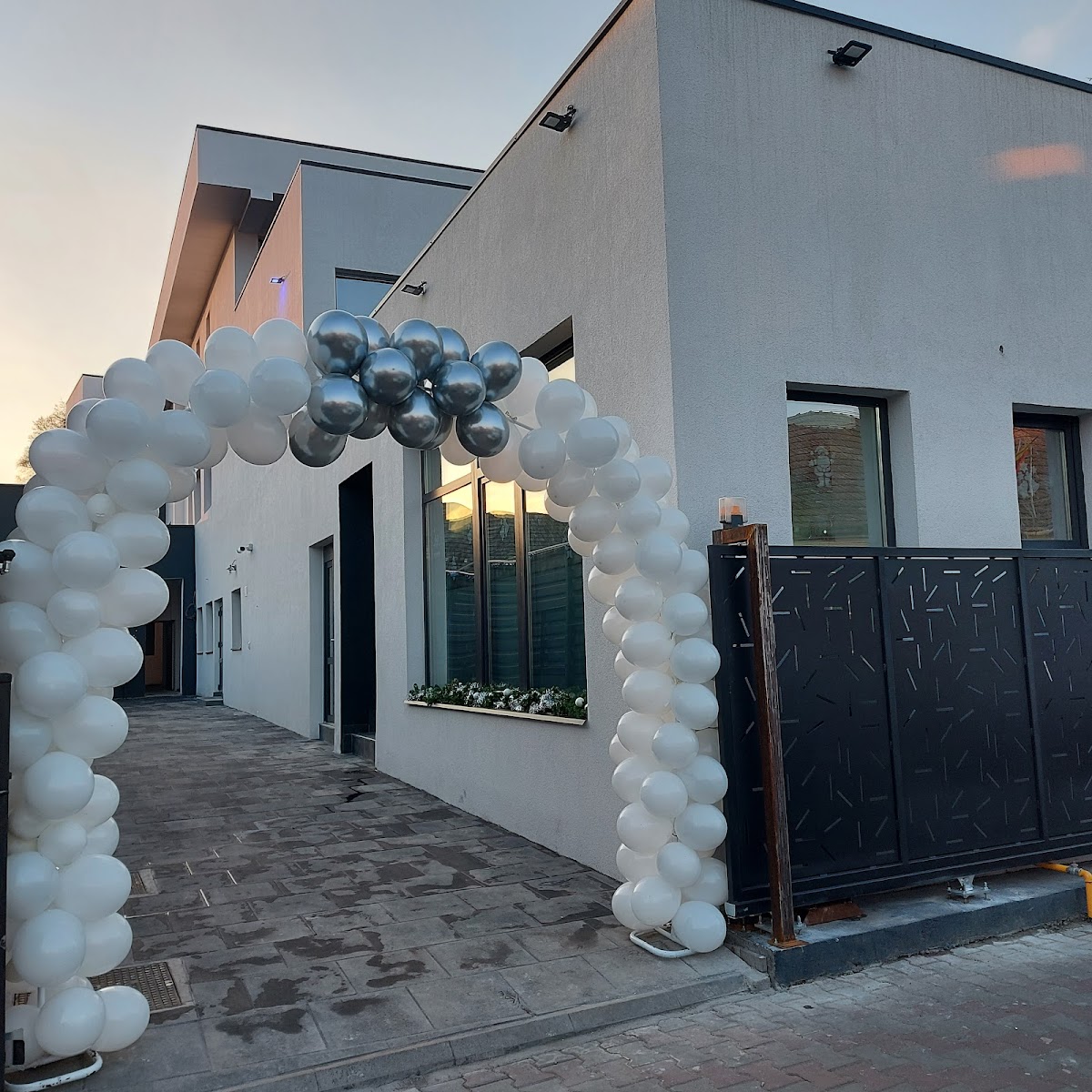 PIZZERIE-RESTAURANT NEWLIFE CAFFE - foto 3